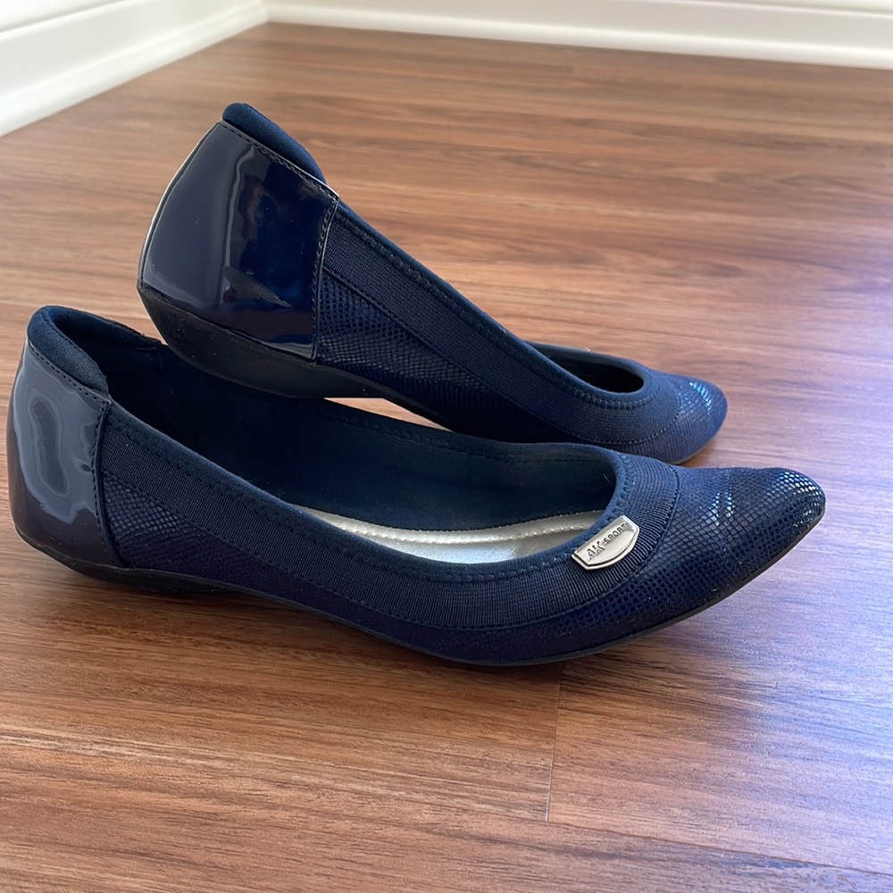 Anne Klein AK Sport flats